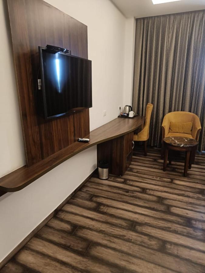 Hotel The Vilana A Unit Of Jg Developers Rishīkesh Eksteriør bilde